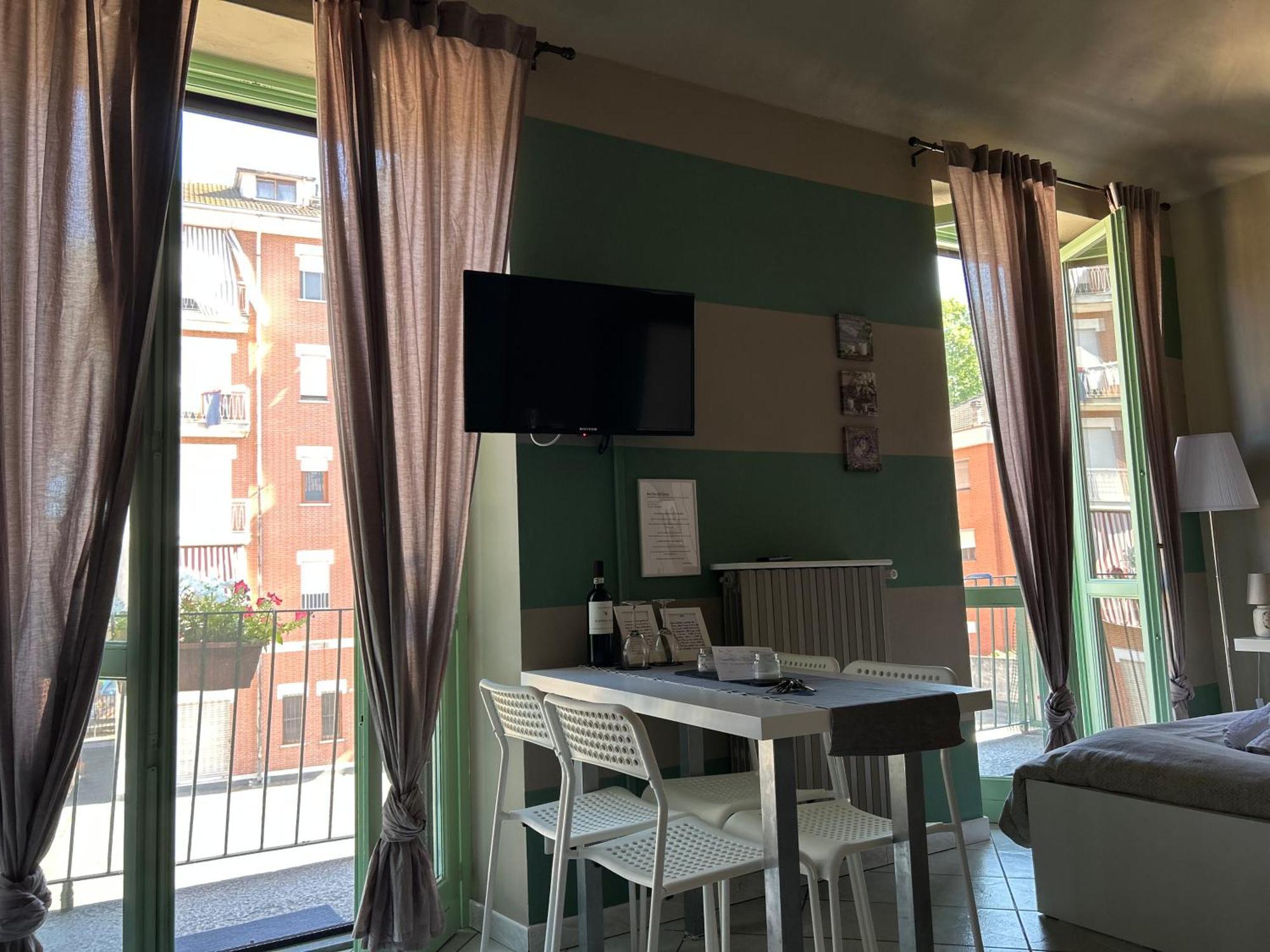 Ferienwohnung Bon Bon Del Corso Con Terrazzo E Aria Condizionata Asti Exterior foto